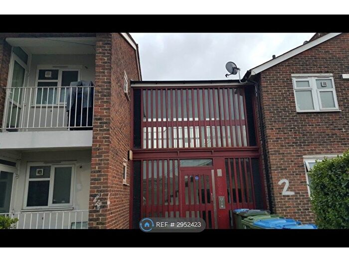 1 Bedroom Flat To Rent In Eynsham Drive, London, SE2