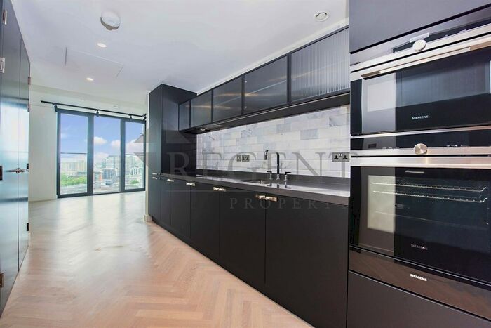 1 Bedroom Flat To Rent In Sun Street, One Crown Place, EC2A