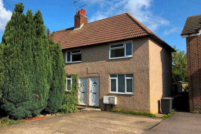 1 Bedroom Maisonette To Rent In Meadfield Road, Langley, Slough, SL3