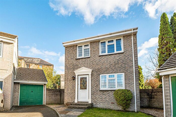3 Bedroom Detached House For Sale In Hazelmead, Liskeard, PL14