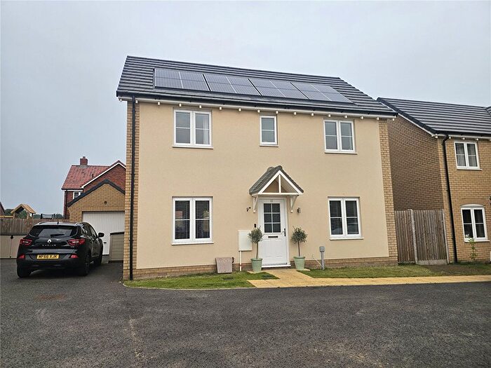 3 Bedroom Detached House For Sale In Turner Crescent, Postwick, Norwich, Norfolk, NR13