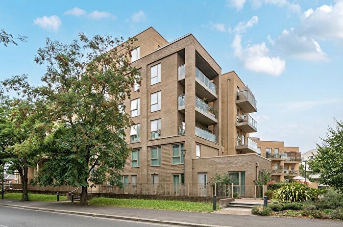 1 Bedroom Flat For Sale In Winchelsea Road, London, NW10