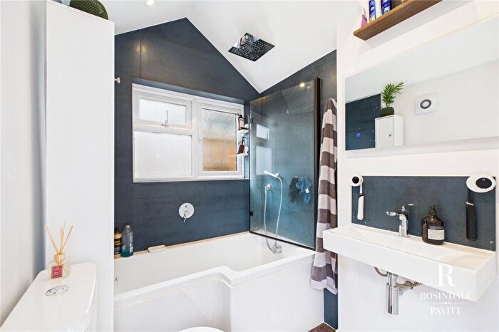 2 Bedroom Semi-Detached House For Sale In Beddington Grove, Wallington, SM6
