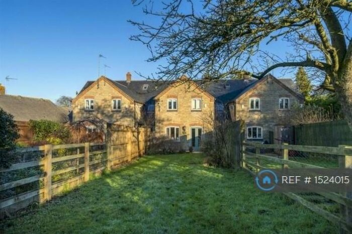 3 Bedroom Terraced House To Rent In Clarkes Orchard, Stoke Goldington, Newport Pagnell, MK16