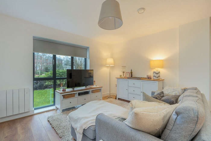 1 Bedroom Apartment To Rent In Nelson Apartments, Darbyshire Road, Aldershot Aldershot, GU11