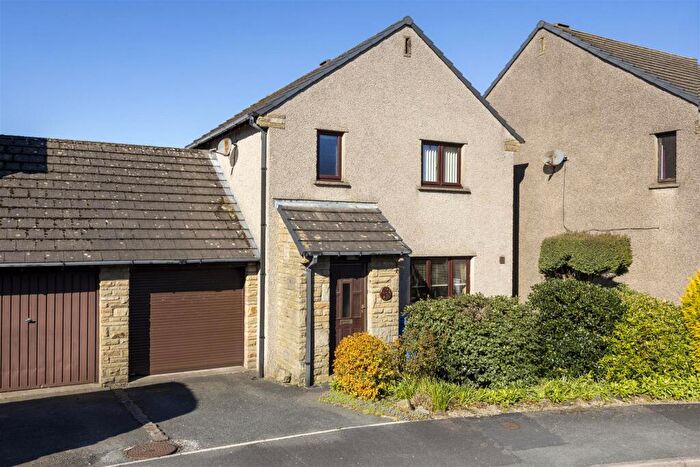 3 Bedroom Link Detached House For Sale In Carnforth, LA6
