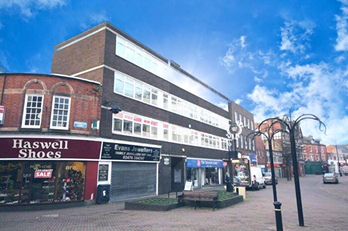 1 Bedroom Flat To Rent In Mae House, - Newdegate Street, CV11