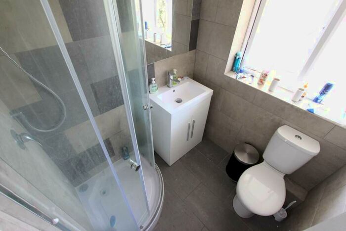 1 Bedroom Apartment To Rent In Goldings Crescent, Hatfield, AL10