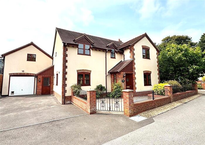 4 Bedroom Detached House For Sale In Abbey Lane, Amesbury, Salisbury, Wiltshire, SP4