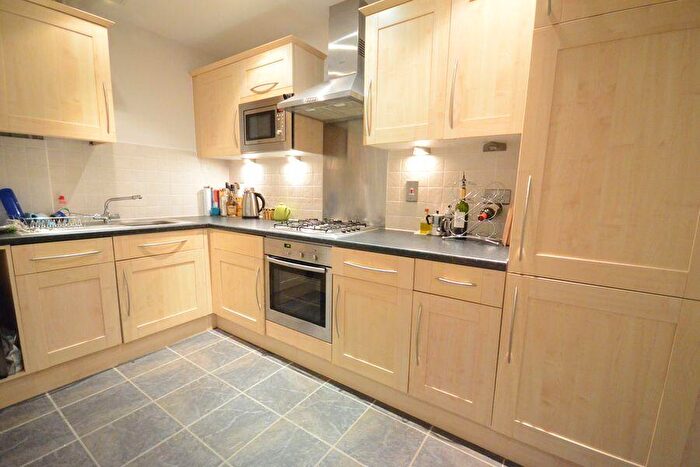 1 Bedroom Flat To Rent In Elmhurst Court, Heathcote Road, Camberley, GU15
