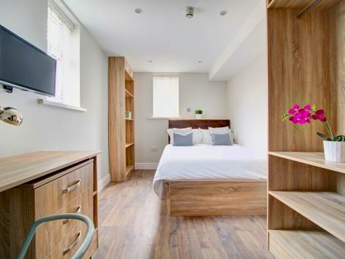 3 Bedroom Flat To Rent In Peel Street, Nottingham, NG1