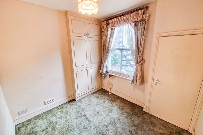 1 Bedroom Flat For Sale In Lansdowne Street, Hove, BN3