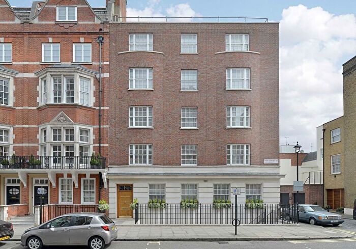 2 Bedroom Flat To Rent In Park Street, London, W1K