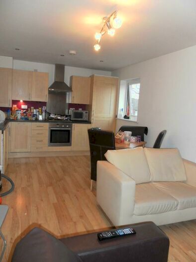 2 Bedroom Flat To Rent In Flat Priory Court, Pershore Road, Edgbaston, Birmingham, B5