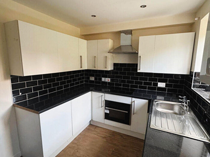 4 Bedroom Terraced House To Rent In Halliwell Lane, Manchester, M8