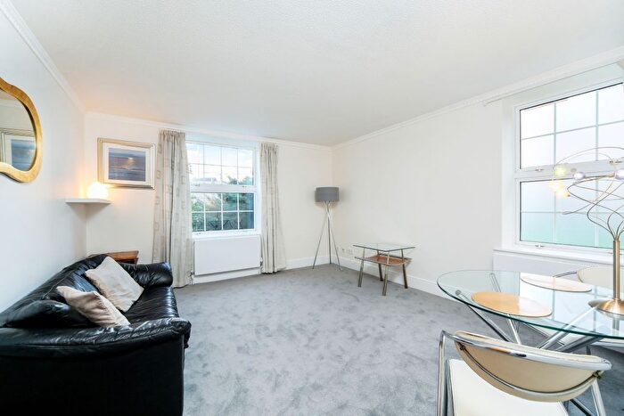 1 Bedroom Flat To Rent In Bingham Court, Halton Road, London, N1