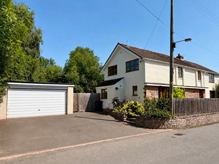 4 Bedroom Detached House For Sale In Wellington, Hereford, HR4
