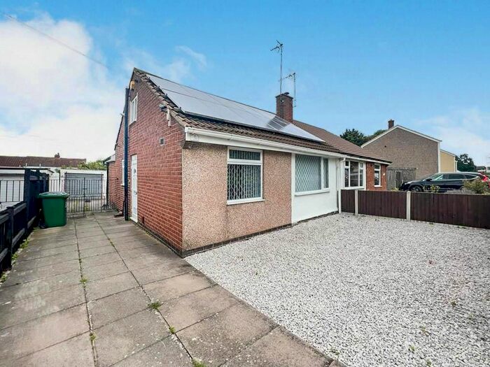 2 Bedroom Semi-Detached Bungalow To Rent In Wroxall Drive, Willenhall, Coventry, CV3