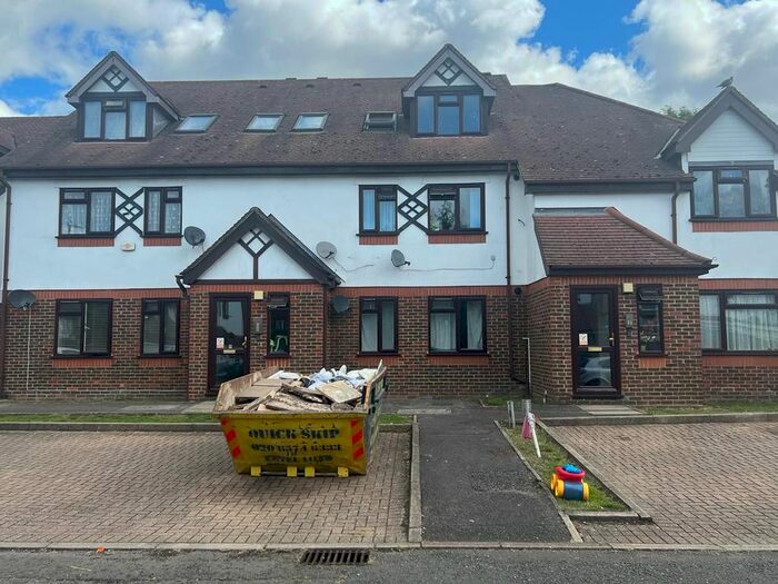 2 Bedroom Flat To Rent In Hazelwood Close, Harrow, Greater London, HA2