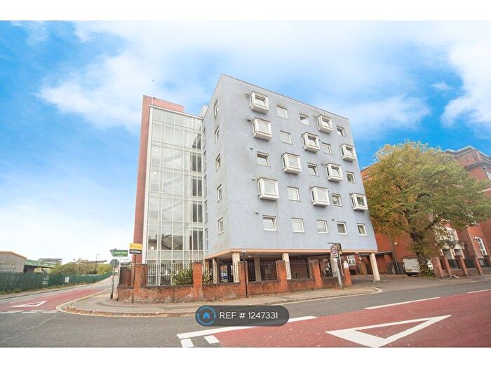 1 Bedroom Flat To Rent In Anglesea Terrace, Southampton, SO14
