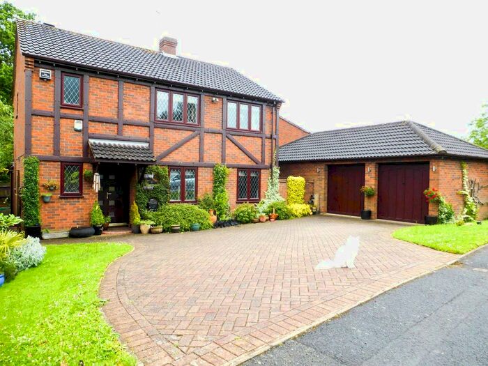 4 Bedroom Detached House To Rent In Kettlebrook Road, Shirley, Solihull, B90