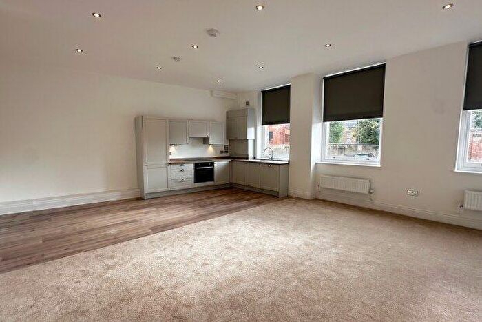 2 Bedroom Flat To Rent In St. Marys Gate, Derby, DE1