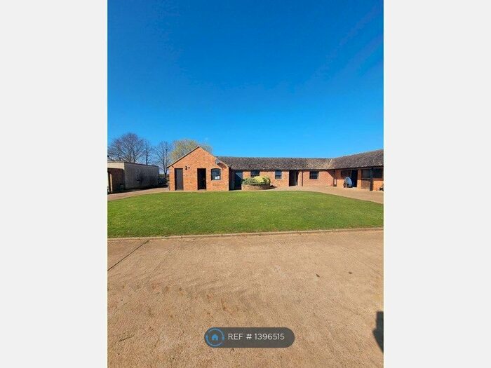 1 Bedroom Flat To Rent In Astrop Road, Middleton Cheney, OX17