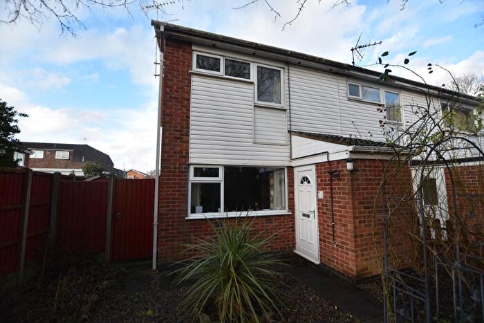 2 Bedroom Town House For Sale In Lanes Close, Sileby, LE12