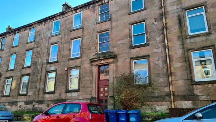 2 Bedroom Flat To Rent In Brisbane Street, Greenock, PA16