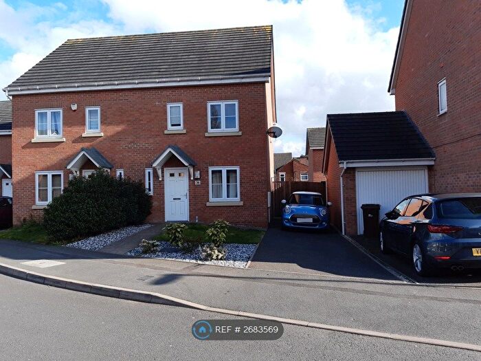 3 Bedroom Semi-Detached House To Rent In Saw Mill Way, Burton Upon Trent, DE14