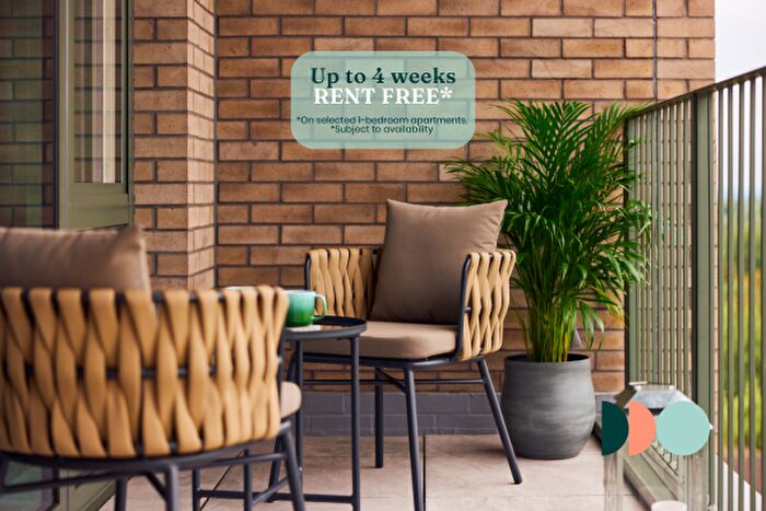 1 Bedroom Apartment To Rent In Avebury Boulevard, Milton Keynes, Buckinghamshire, MK9