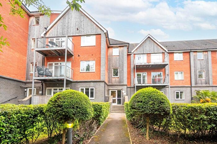 1 Bedroom Apartment For Sale In Millward Drive, Bletchley, Milton Keynes, MK2