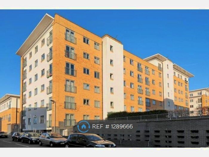 2 Bedroom Flat To Rent In Caldon House, Northolt UB5