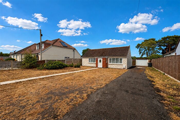 2 Bedroom Detached Bungalow To Rent In Verwood, BH31