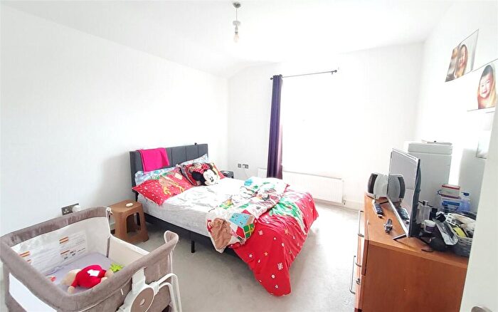 2 Bedroom Apartment To Rent In Salisbury Road, Harrow, HA1