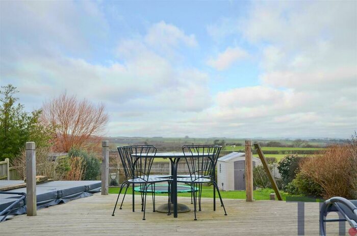 5 Bedroom Detached Bungalow For Sale In Calbourne, Isle Of Wight, PO30