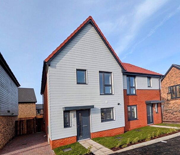 3 Bedroom Semi-Detached House For Sale In Faversham Lakes, Faversham, ME13