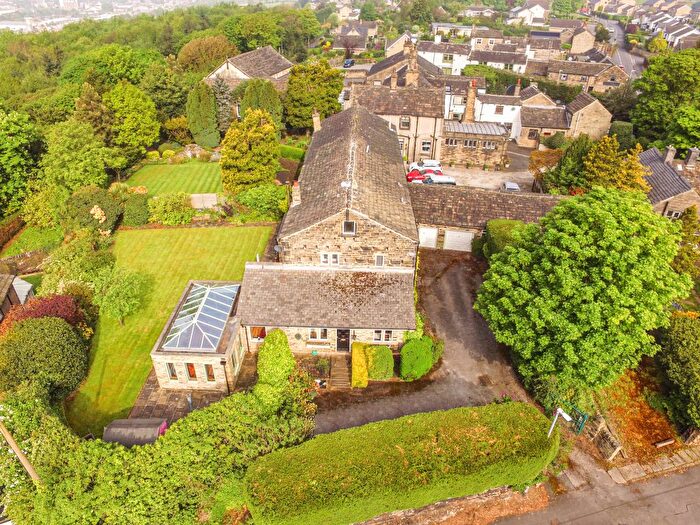 4 Bedroom Detached House For Sale In Woodhead Lane, Clifton, Brighouse, HD6