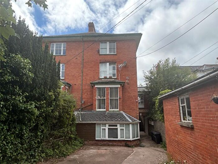 2 Bedroom Apartment To Rent In Searle Street, Crediton, Devon, EX17