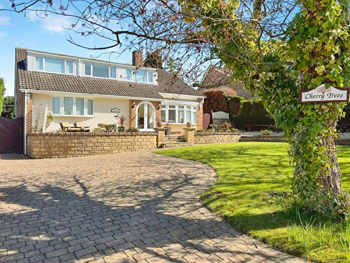 5 Bedroom Detached Bungalow For Sale In Lynwood Close, Newcastle Upon Tyne, NE20