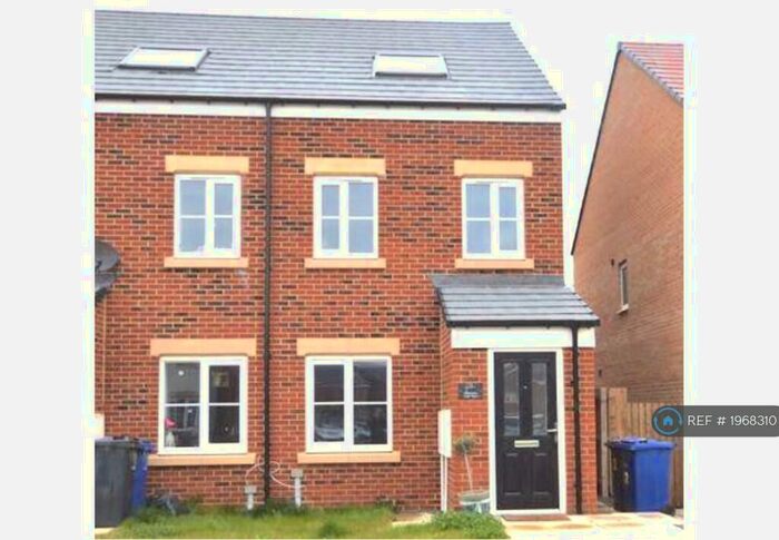 3 Bedroom End Of Terrace House To Rent In Pennyroyal Drive, Morpeth, NE61