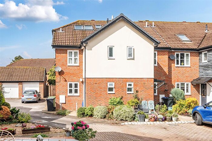 3 Bedroom End Terrace House For Sale In The Murreys, Ashtead, KT21