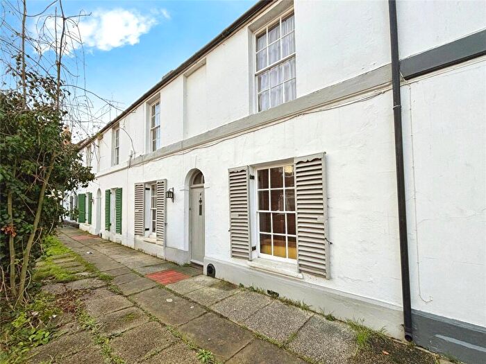 3 Bedroom Terraced House For Sale In Stour Street, Canterbury, Kent, CT1