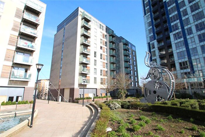 2 Bedroom Apartment For Sale In Moor End Lodge, Cotterells, Hemel Hempstead, Hertfordshire, HP1