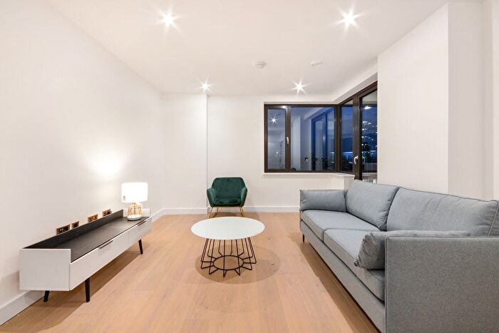 1 Bedroom Flat To Rent In Rosewood Building, London, E2
