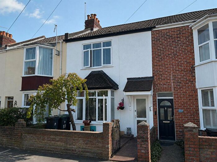 3 Bedroom Terraced House For Sale In Franklin Road, Weymouth, DT4