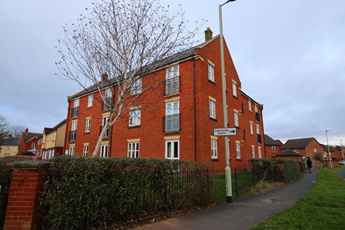 2 Bedroom Flat To Rent In Barle Court, Tiverton, EX16