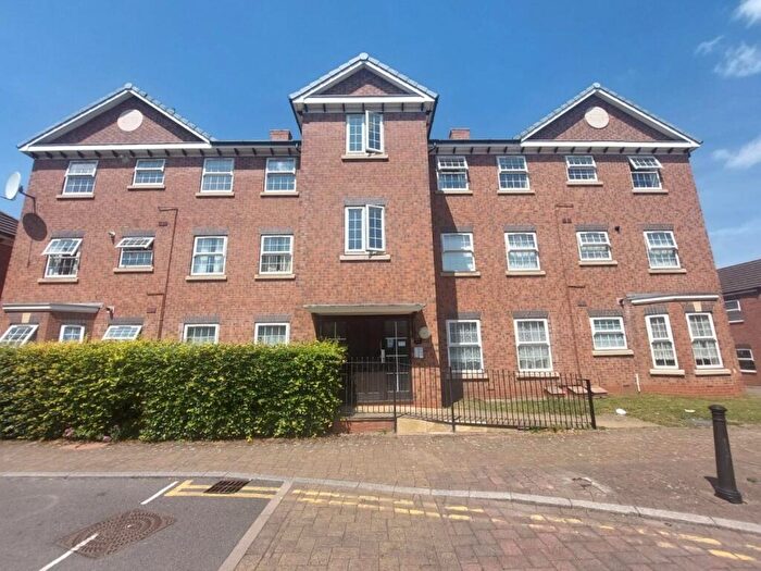 2 Bedroom Flat To Rent In Creed Way, West Bromwich, B70
