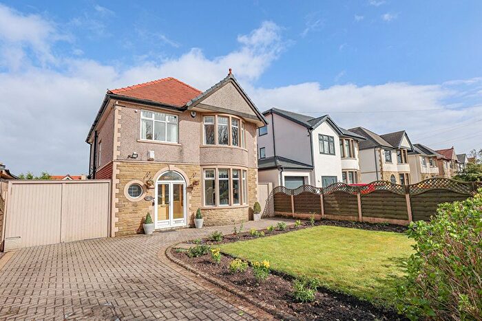 3 Bedroom Detached House For Sale In Broadway, Morecambe, LA4