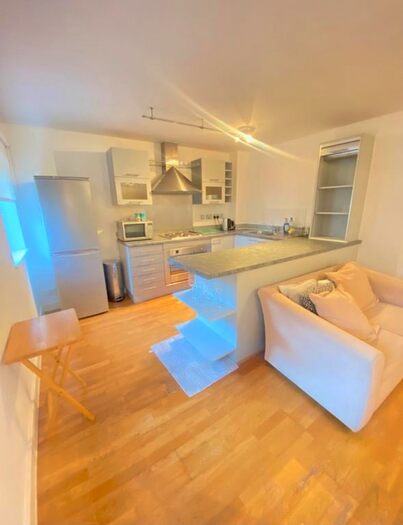 1 Bedroom Flat To Rent In Butlers &amp; Colonial Wharf, Shad Thames, Tower Bridge, United Kingdom, SE1